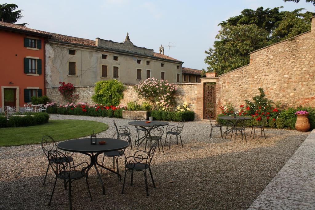 Antica Corte La Valle Guest House Sona Exterior photo