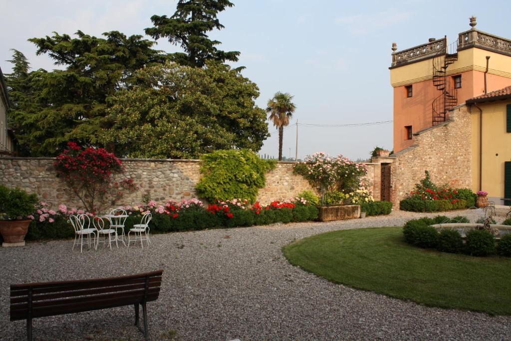 Antica Corte La Valle Guest House Sona Exterior photo