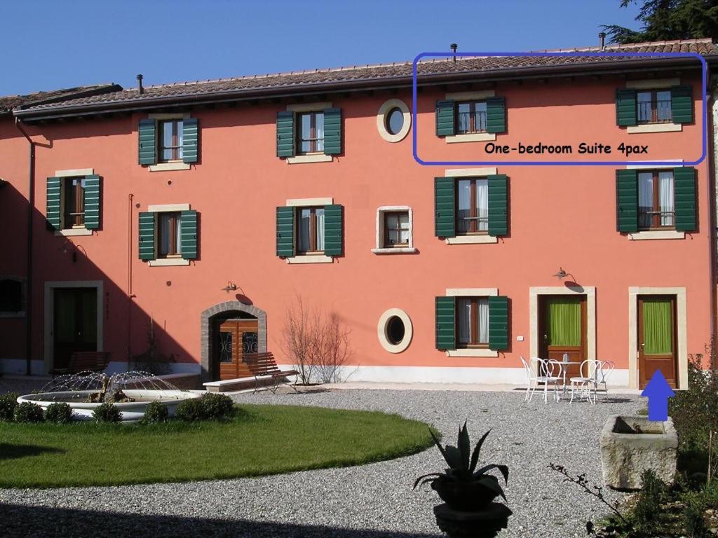 Antica Corte La Valle Guest House Sona Room photo